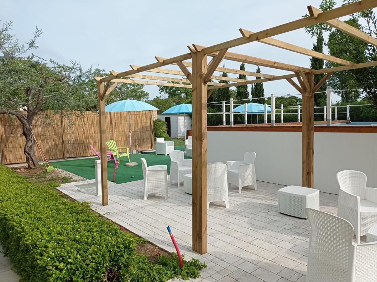 Casa Torre Di Specchio 2 Con Piscina Apartman Bari Kültér fotó