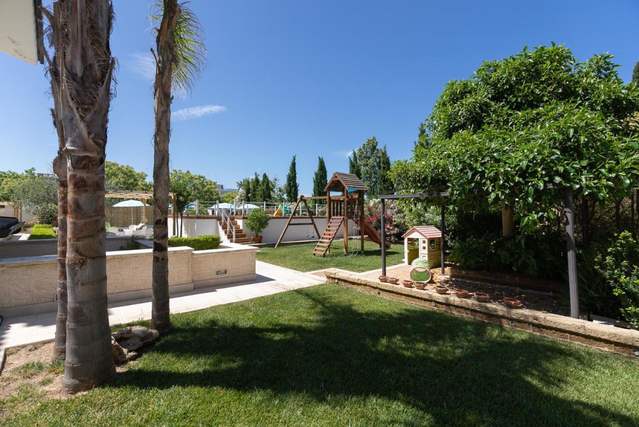 Casa Torre Di Specchio 2 Con Piscina Apartman Bari Kültér fotó